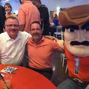 Meet your Posher, Kenny